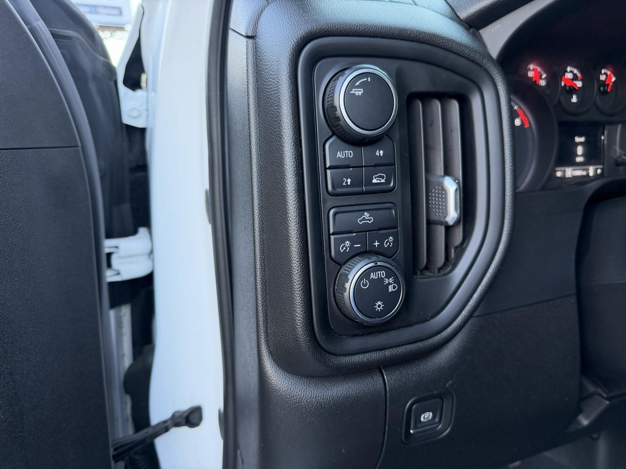Chevrolet Silverado 1500 4WD Double Cab 147" Custom 2019