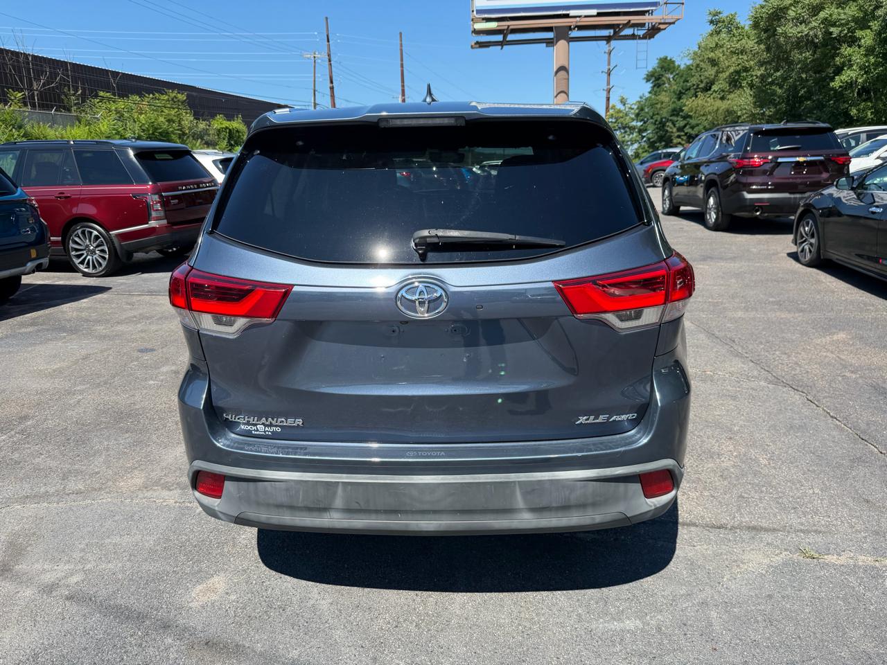 Toyota Highlander XLE V6 AWD (Natl) 2019