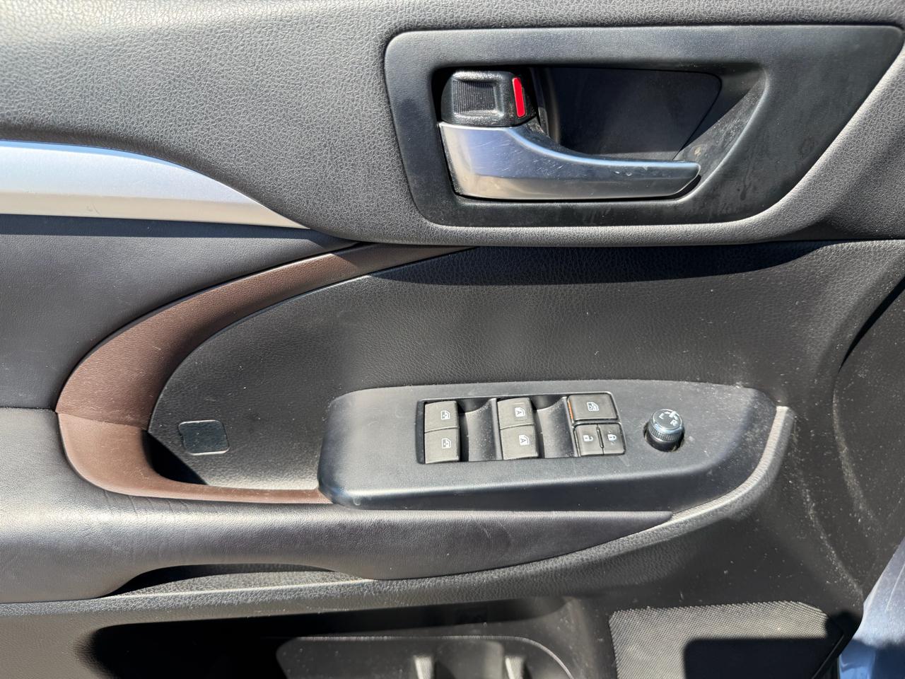 Toyota Highlander XLE V6 AWD (Natl) 2019