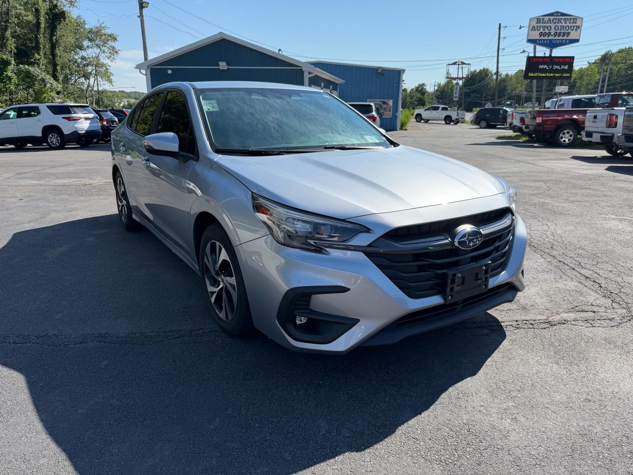Subaru Legacy Premium AWD 2024