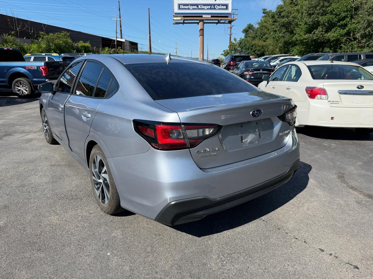 Subaru Legacy Premium AWD 2024