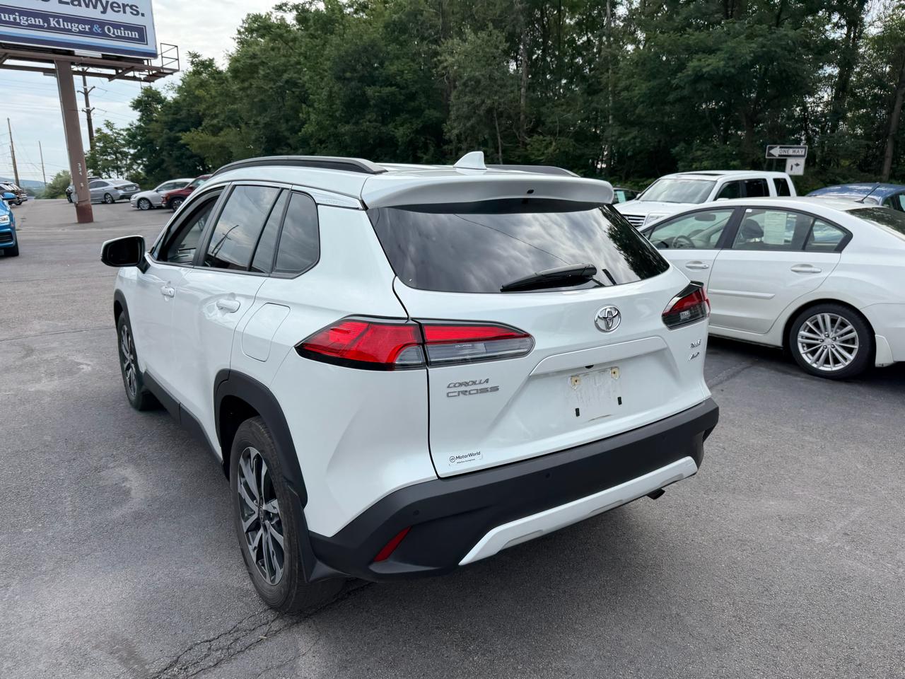 Toyota Corolla Cross XLE 4WD (Natl) 2024