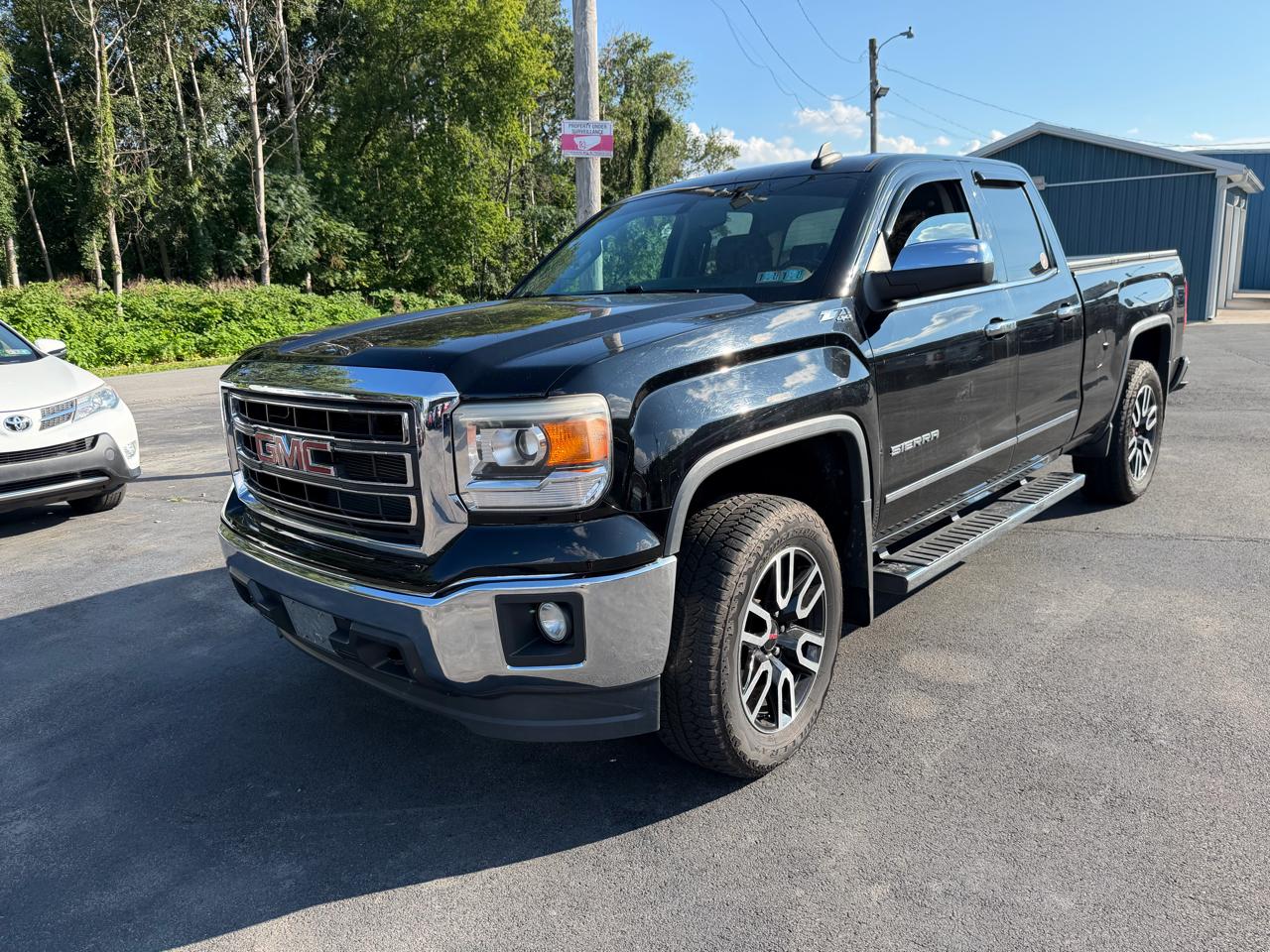 GMC Sierra 1500 4WD Double Cab 143.5" SLE 2015