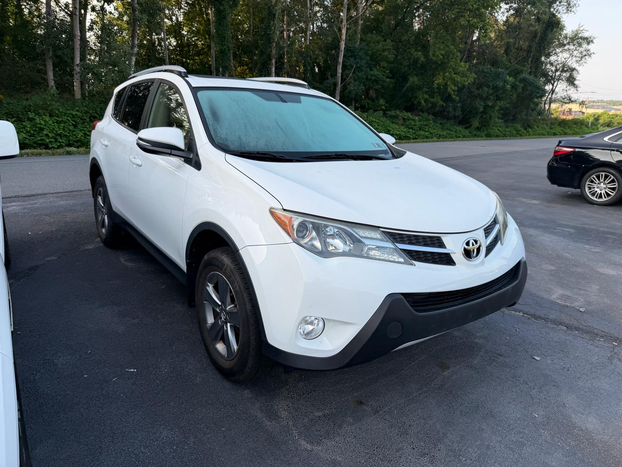 Toyota RAV4 AWD 4dr XLE (Natl) 2015