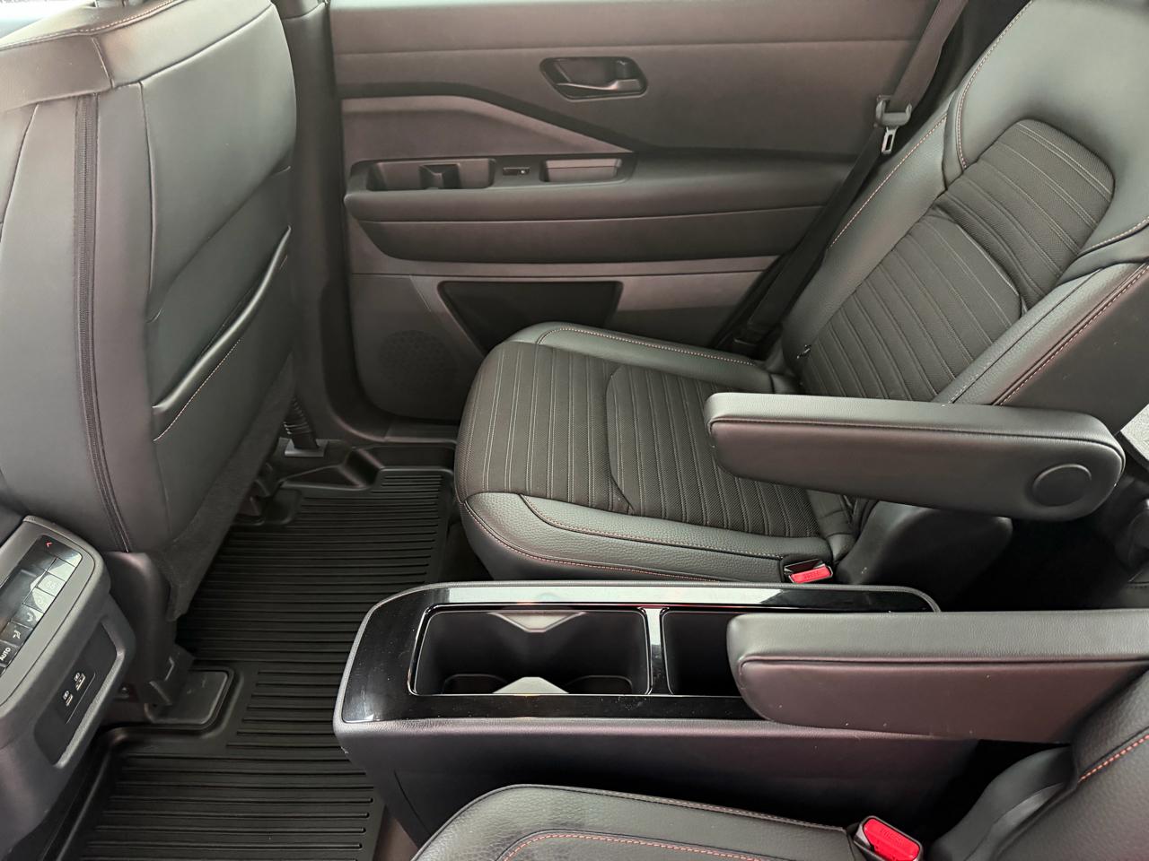 Nissan Pathfinder Rock Creek 4WD 2025