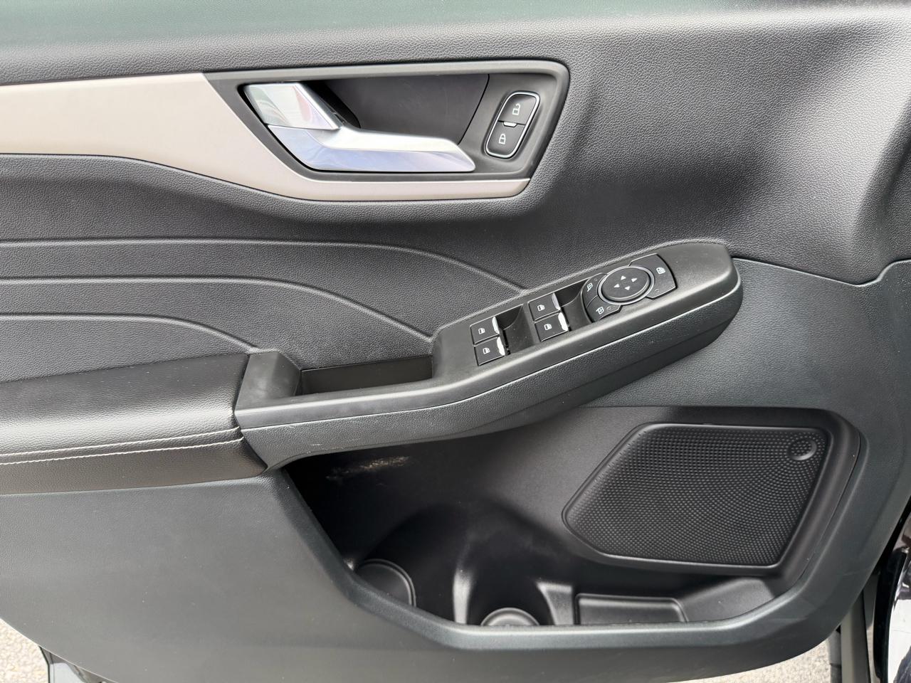 Ford Escape SE AWD 2021