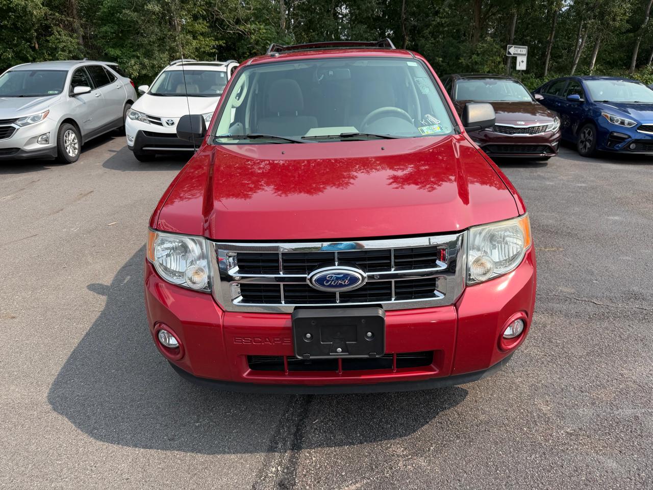 Ford Escape FWD 4dr XLT 2010
