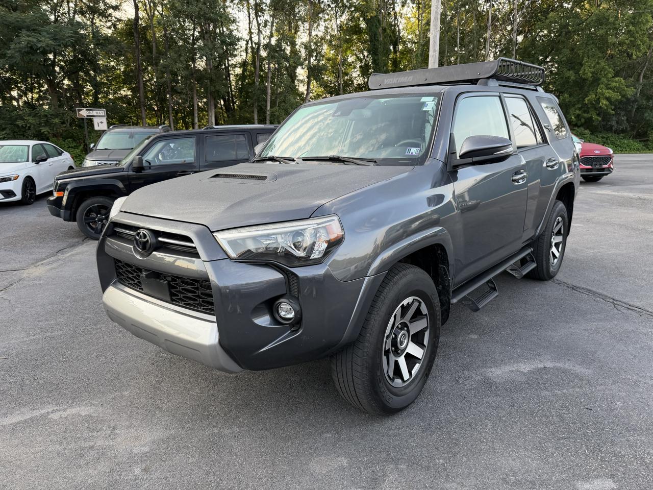 Toyota 4Runner TRD Off Road Premium 4WD (Natl) 2023