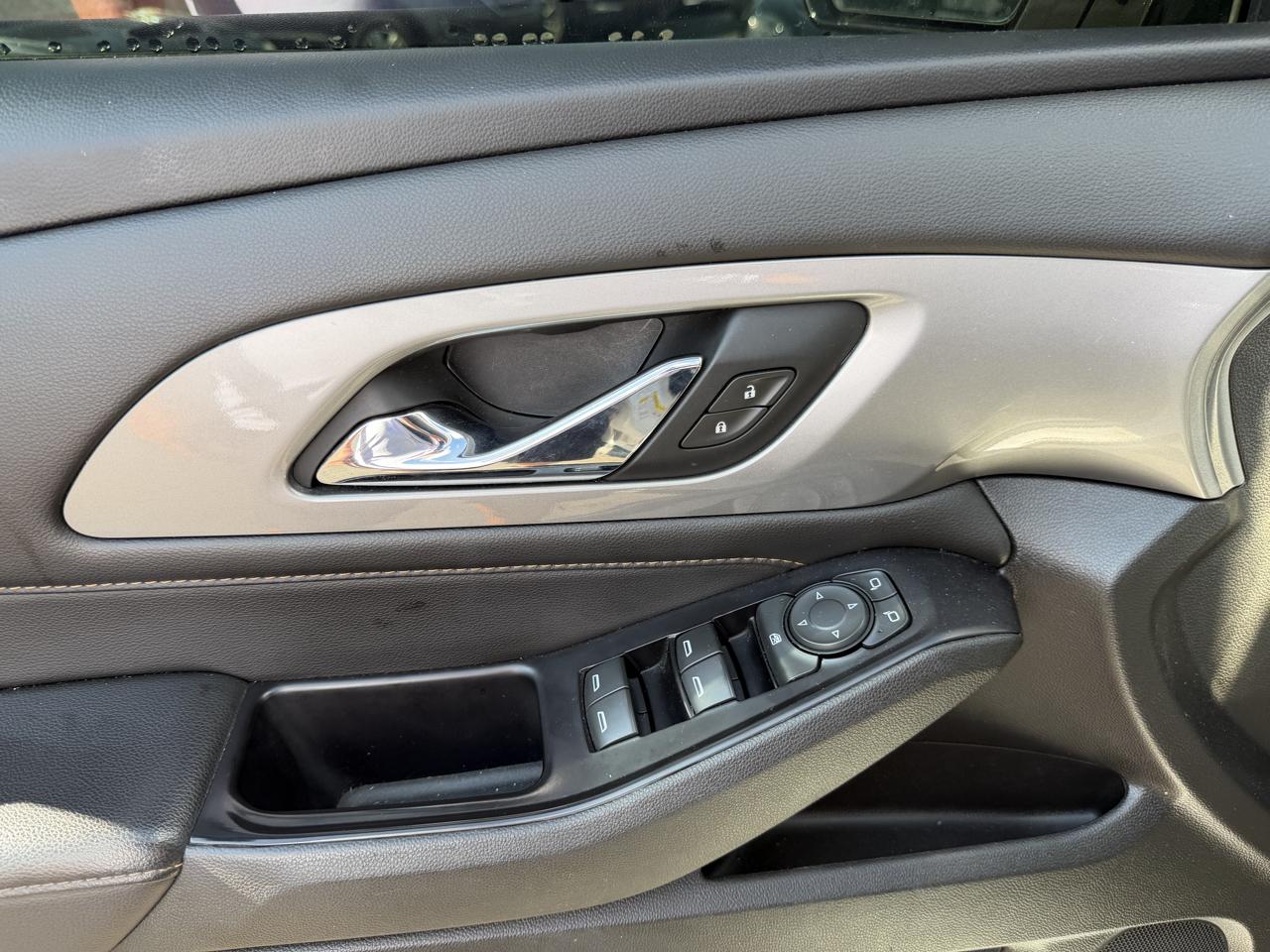 Chevrolet Traverse AWD 4dr LS w/1LS 2018