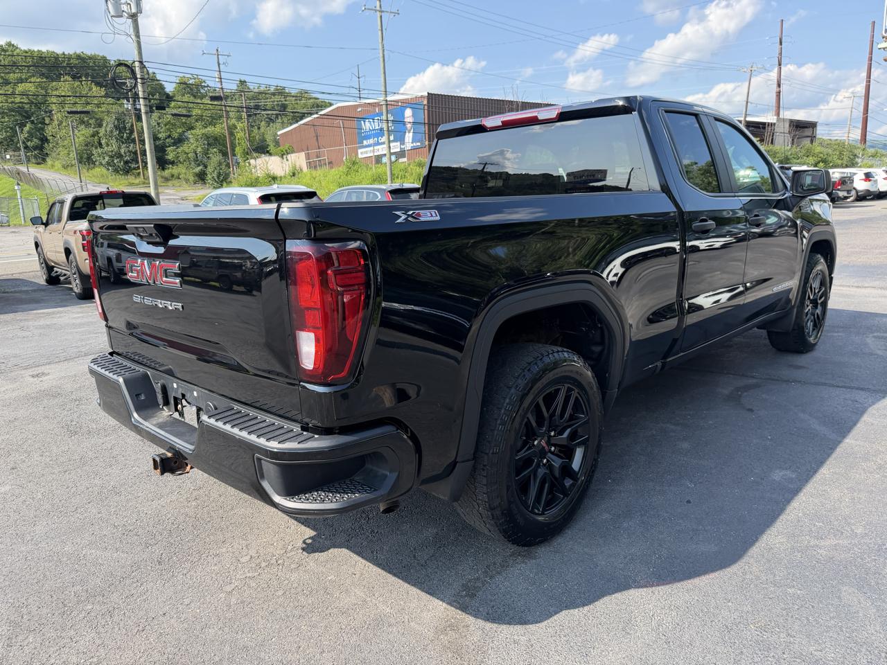 GMC Sierra 1500 4WD Double Cab 147" Pro 2023