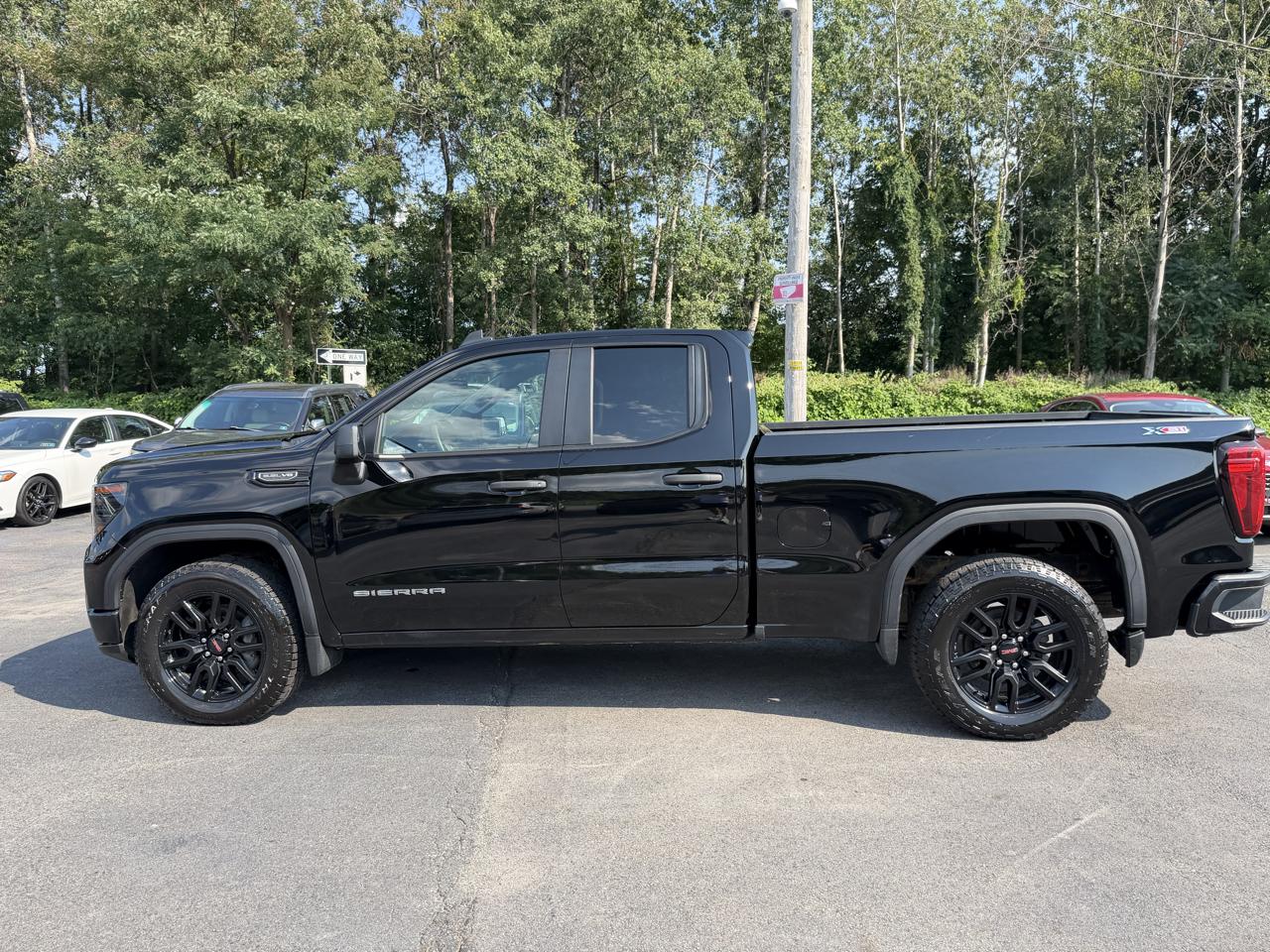 GMC Sierra 1500 4WD Double Cab 147" Pro 2023