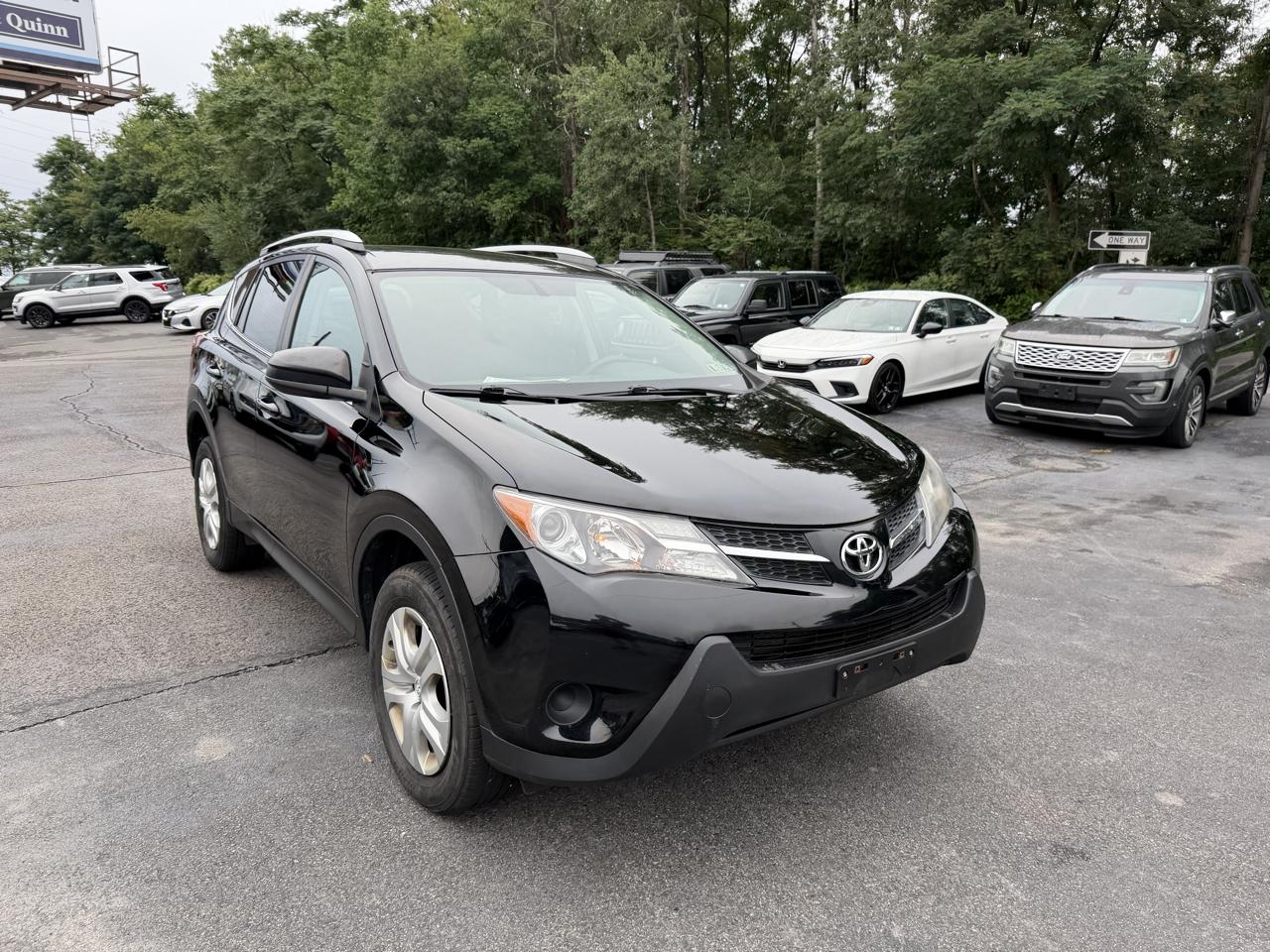 Toyota RAV4 AWD 4dr LE (Natl) 2014