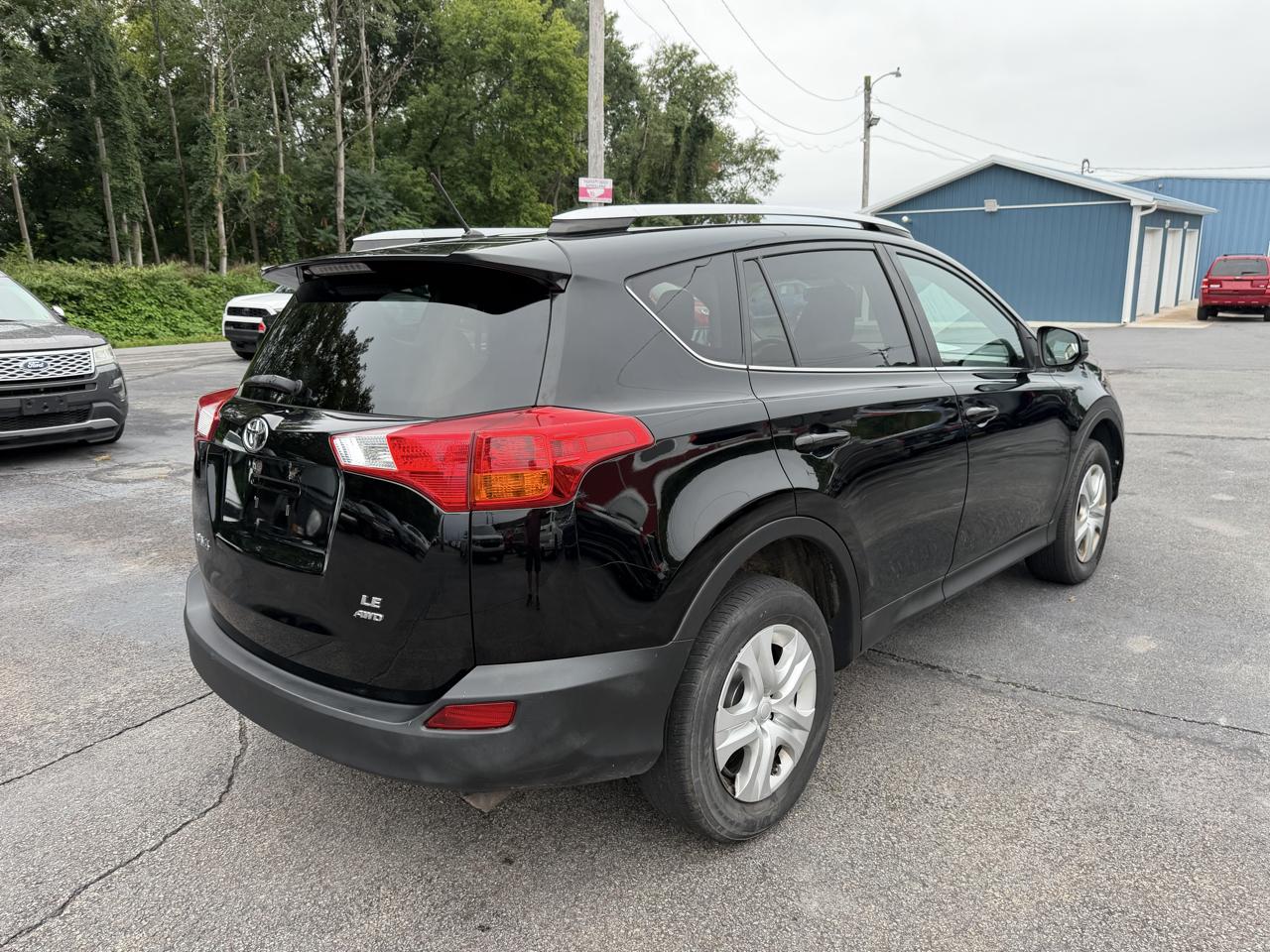 Toyota RAV4 AWD 4dr LE (Natl) 2014