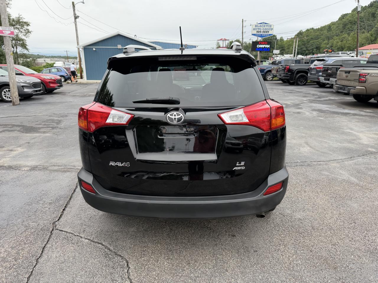 Toyota RAV4 AWD 4dr LE (Natl) 2014