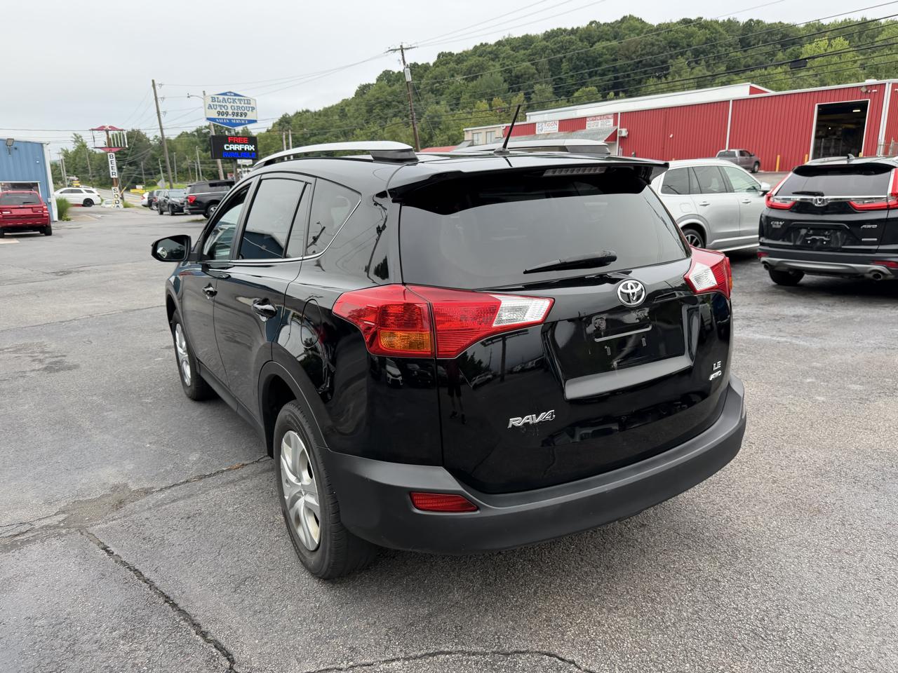Toyota RAV4 AWD 4dr LE (Natl) 2014