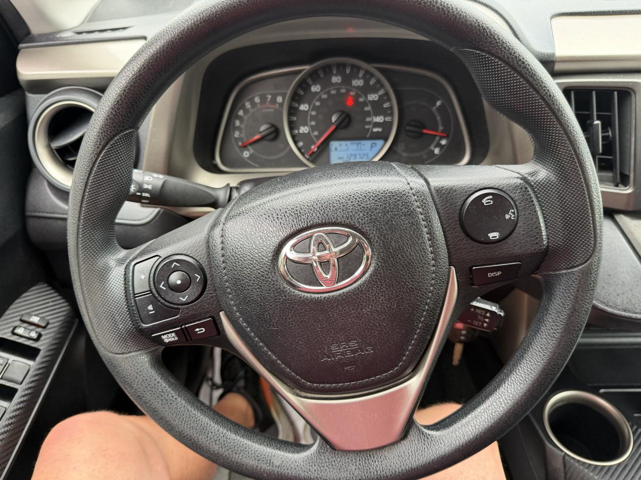 Toyota RAV4 AWD 4dr LE (Natl) 2014