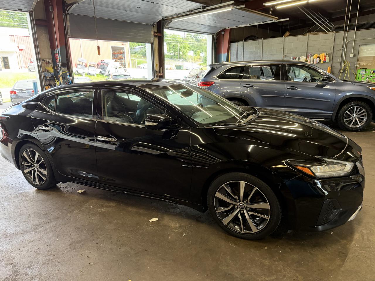 Nissan Maxima SL 3.5L 2019