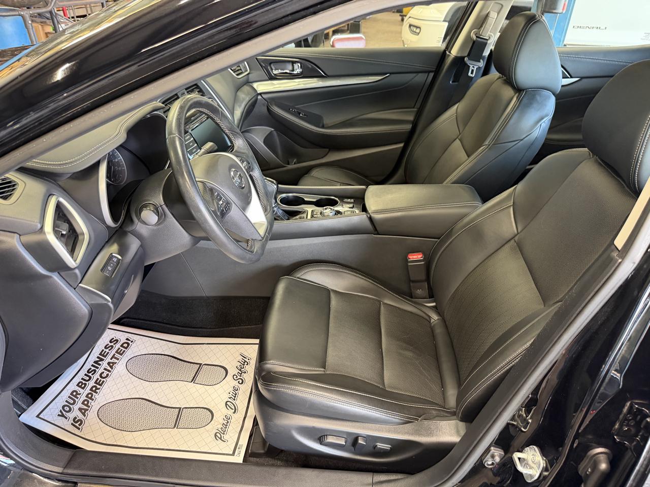 Nissan Maxima SL 3.5L 2019