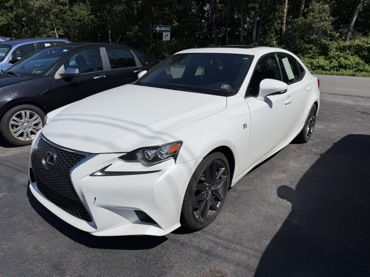 Lexus IS 300 4dr Sdn AWD 2016
