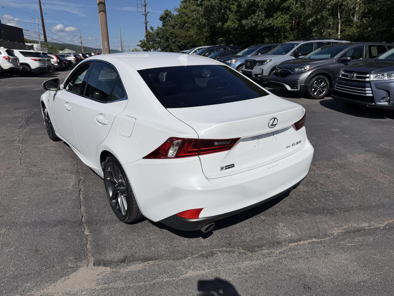 Lexus IS 300 4dr Sdn AWD 2016