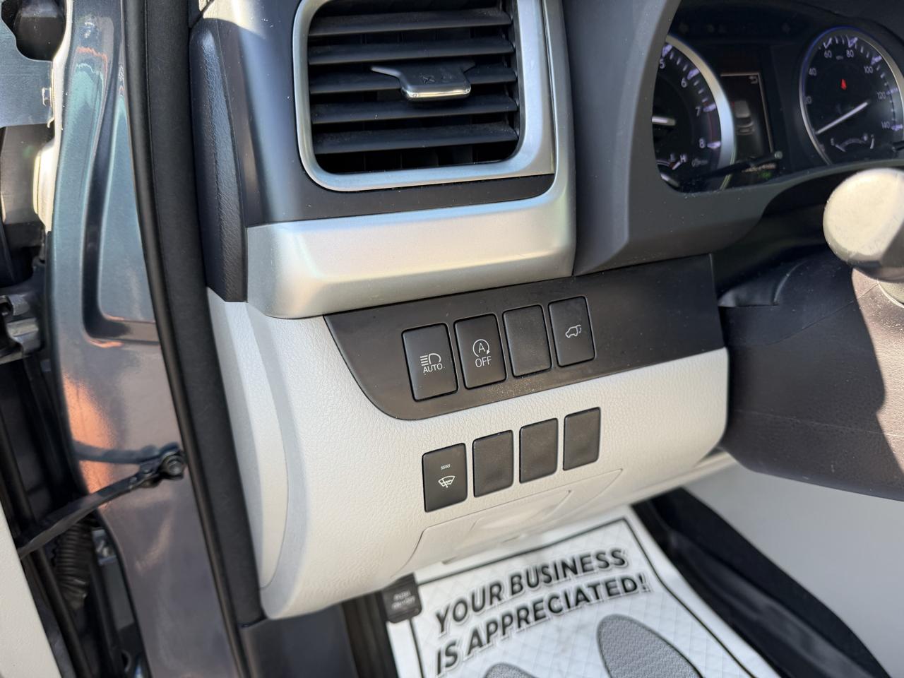 Toyota Highlander XLE V6 AWD (Natl) 2018