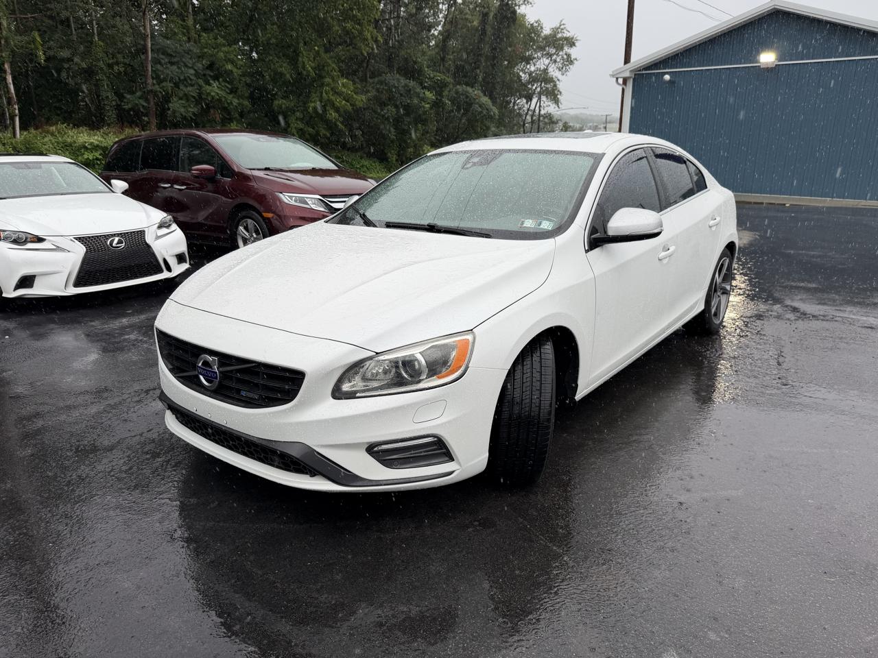 Volvo S60 4dr Sdn T6 R-Design AWD 2015