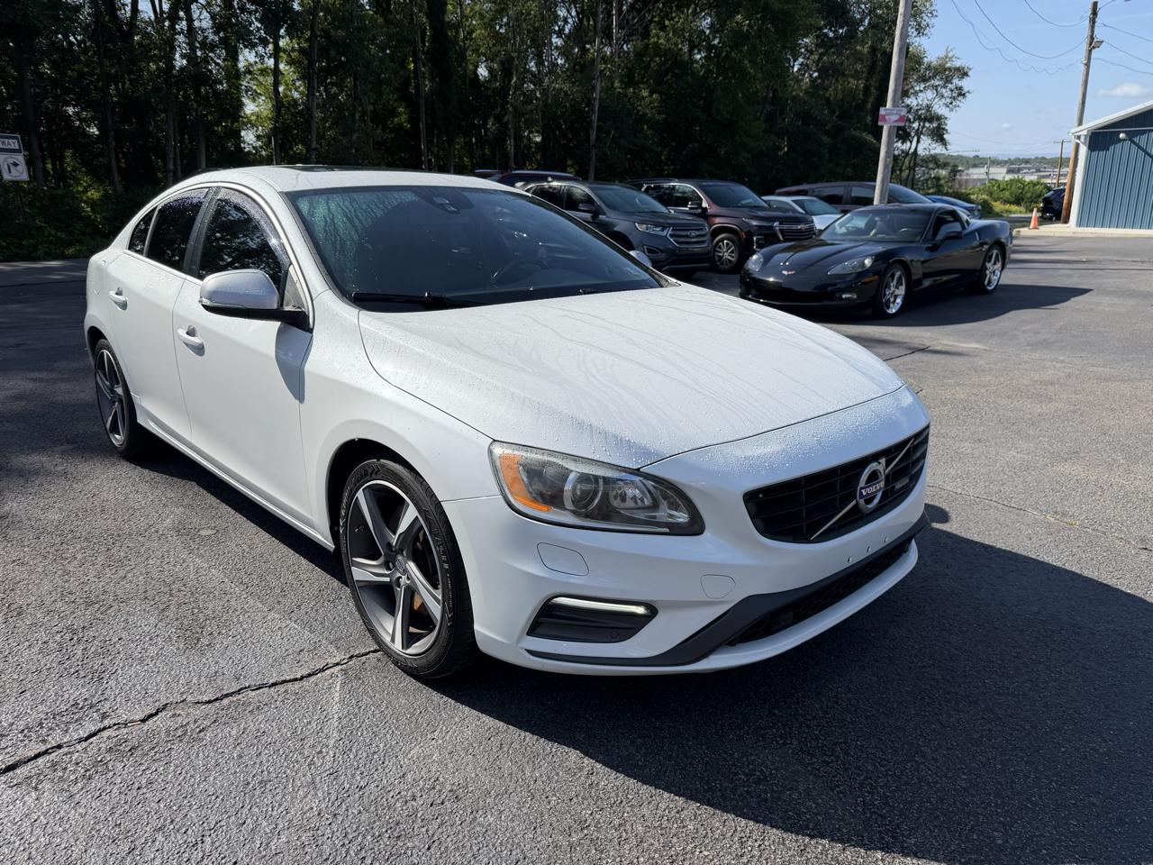 Volvo S60 4dr Sdn T6 R-Design AWD 2015