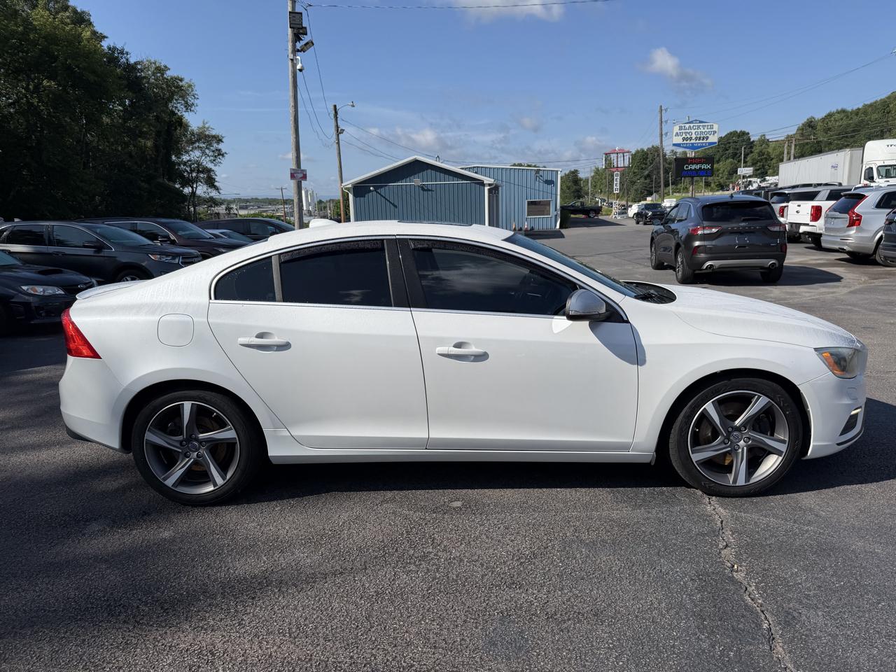 Volvo S60 4dr Sdn T6 R-Design AWD 2015