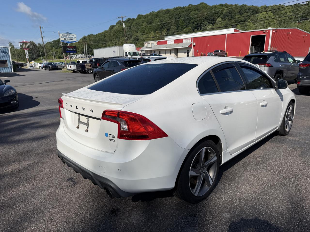 Volvo S60 4dr Sdn T6 R-Design AWD 2015