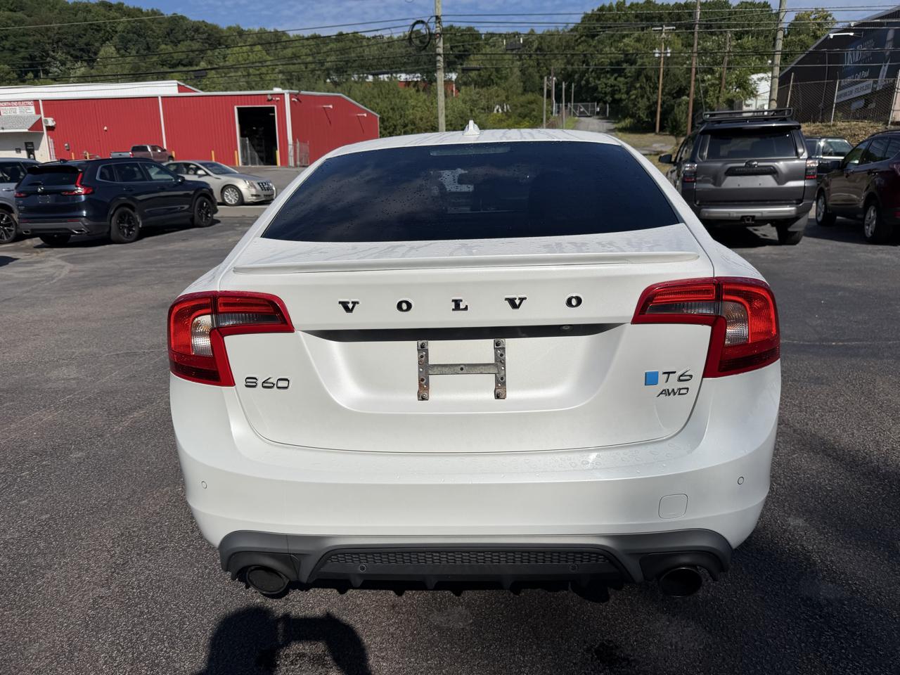 Volvo S60 4dr Sdn T6 R-Design AWD 2015