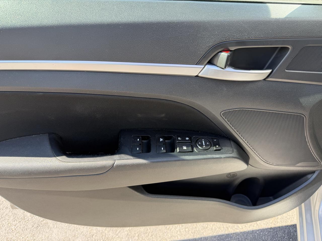 Hyundai Elantra Value Edition Auto 2019