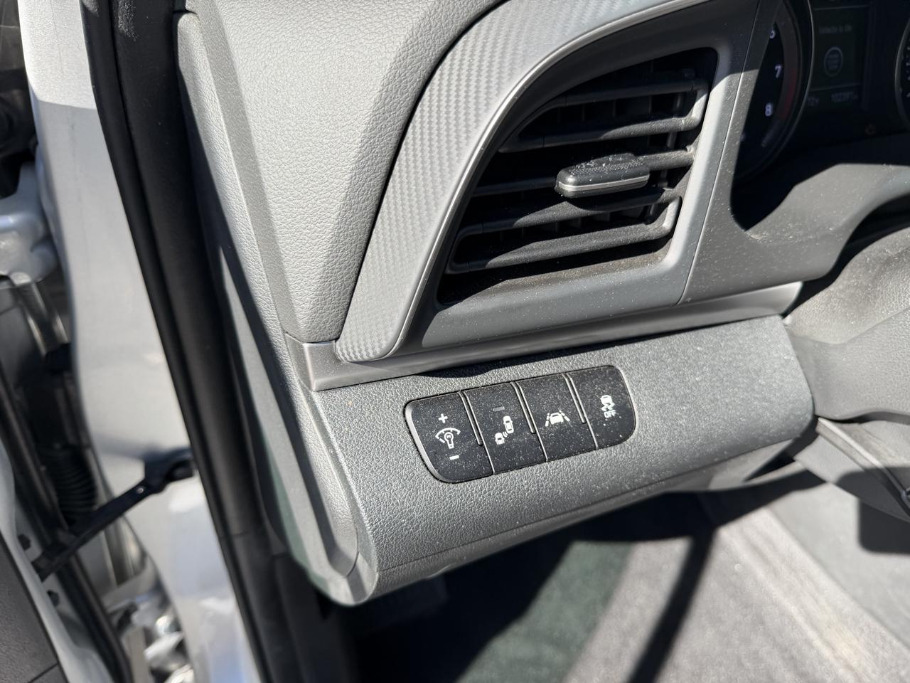 Hyundai Elantra Value Edition Auto 2019