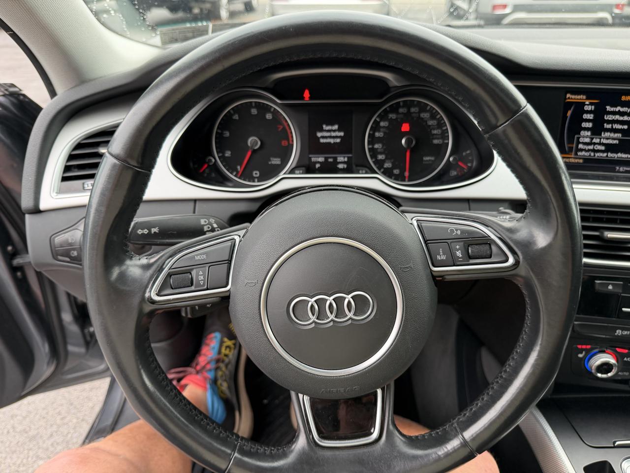Audi A4 2.0T Premium quattro Sedan 2016