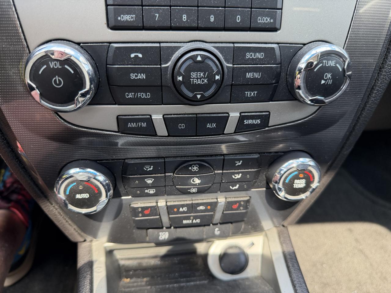 Ford Fusion 4dr Sdn SEL AWD 2011