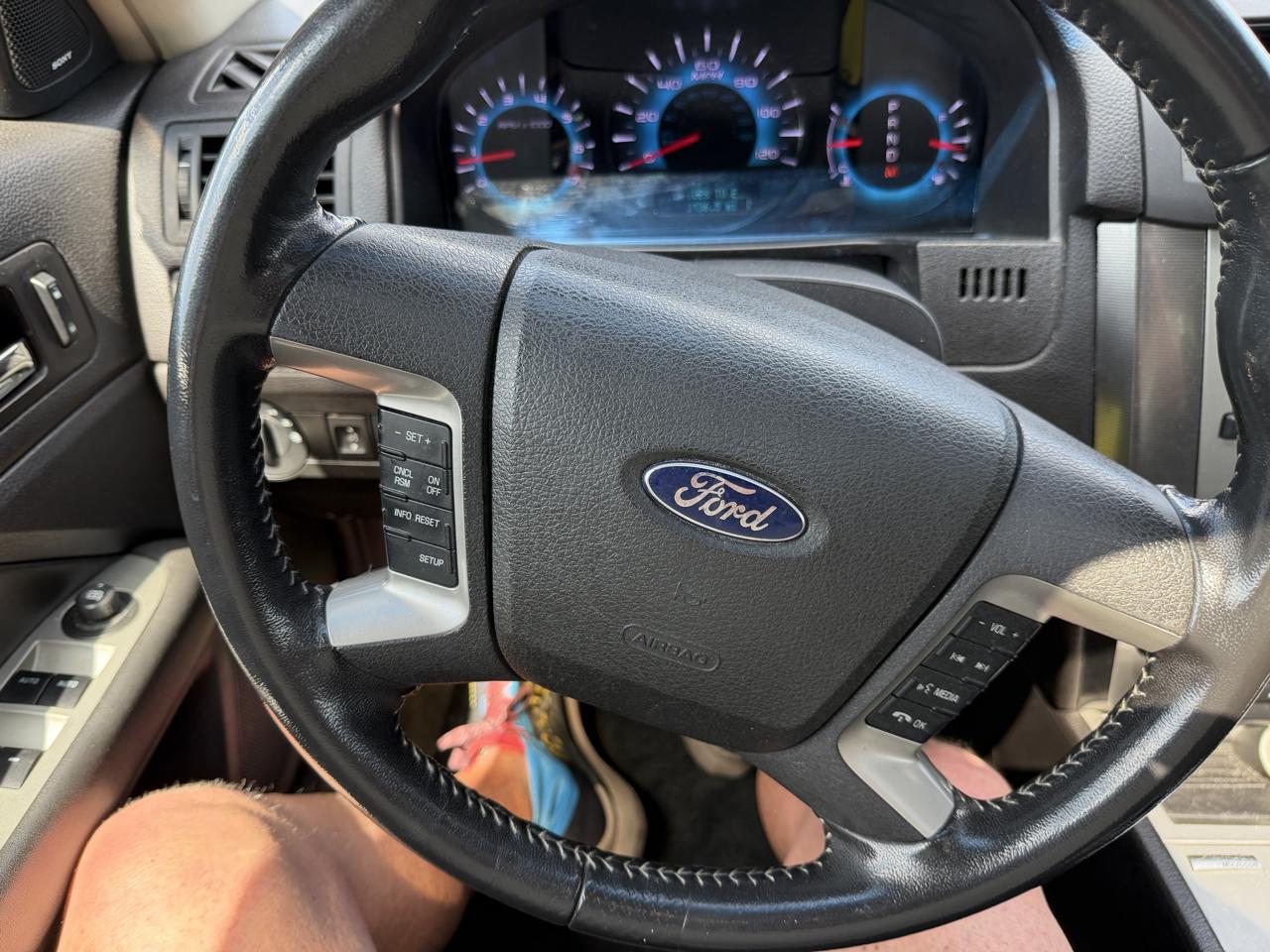 Ford Fusion 4dr Sdn SEL AWD 2011