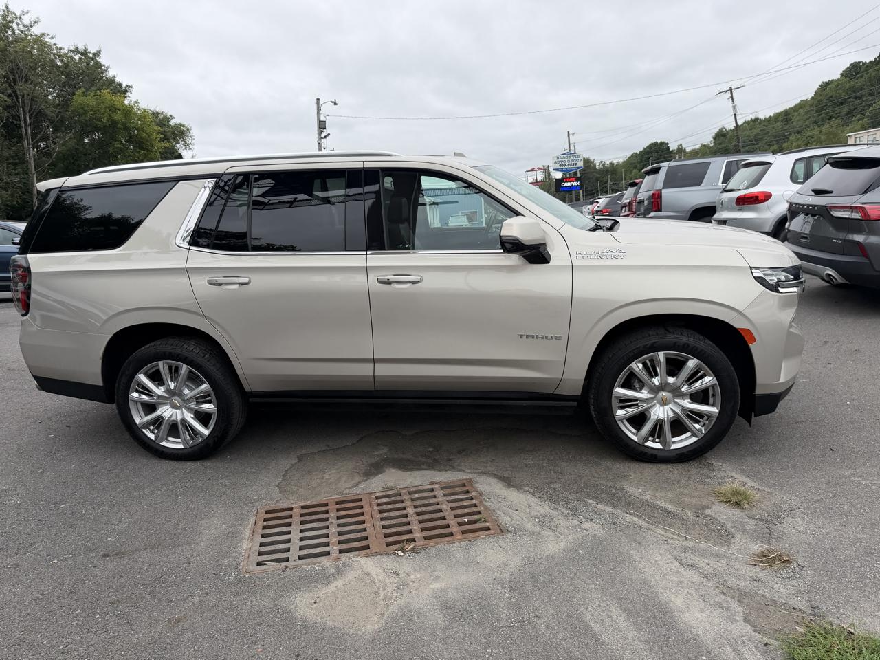 Chevrolet Tahoe 4WD 4dr High Country 2022
