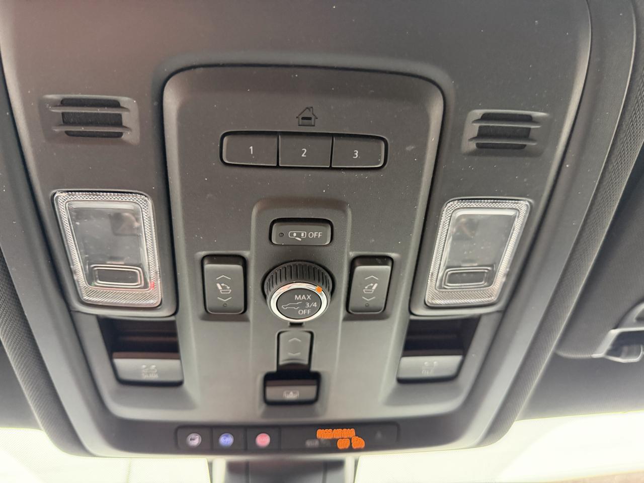 Chevrolet Tahoe 4WD 4dr High Country 2022