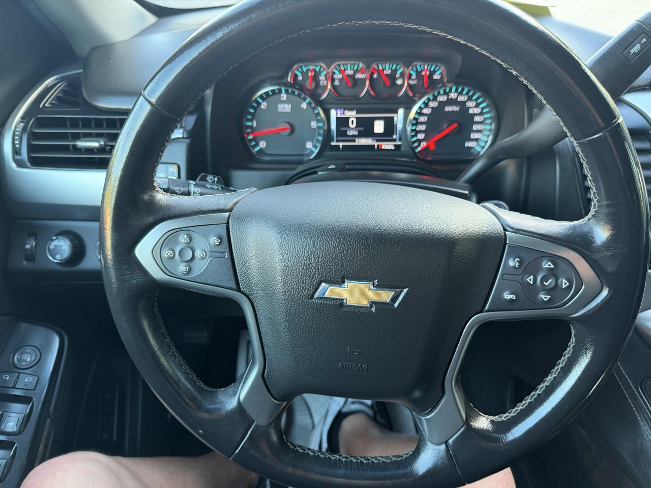 Chevrolet Tahoe photo 18