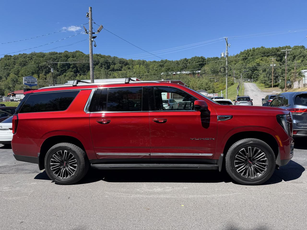 GMC Yukon XL 4WD 4dr Elevation 2025
