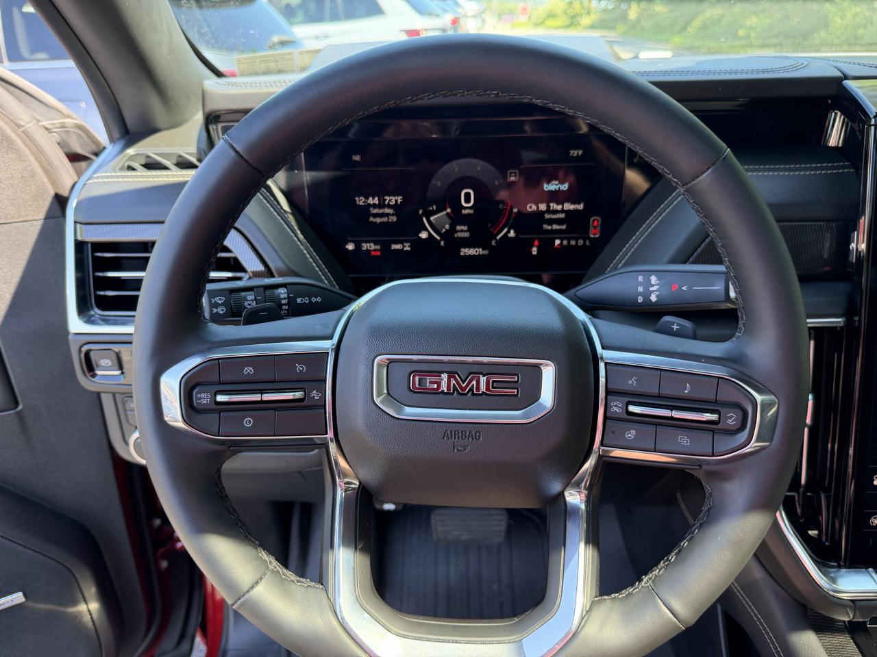 GMC Yukon XL 4WD 4dr Elevation 2025