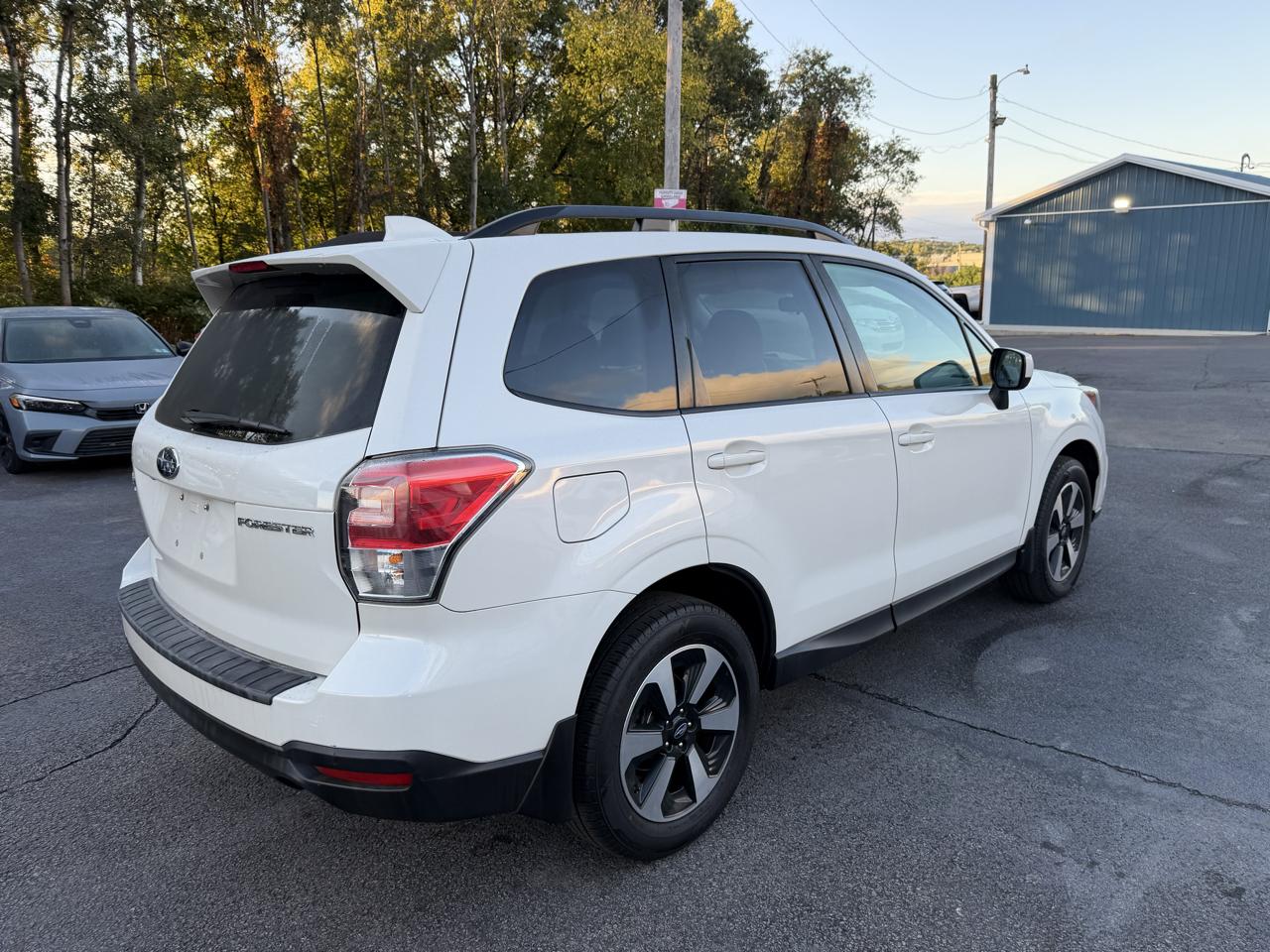 Subaru Forester photo 8
