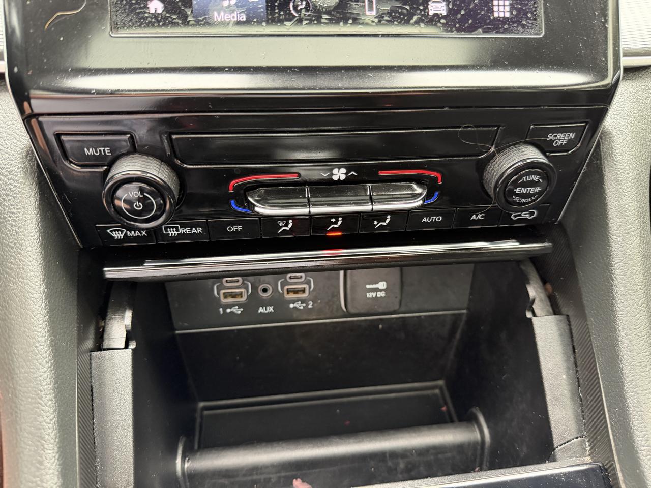 Jeep Grand Cherokee Laredo X 4x4 2024