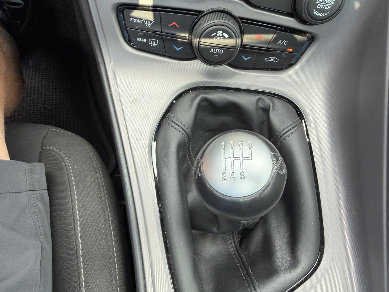 Dodge Challenger R/T RWD 2023