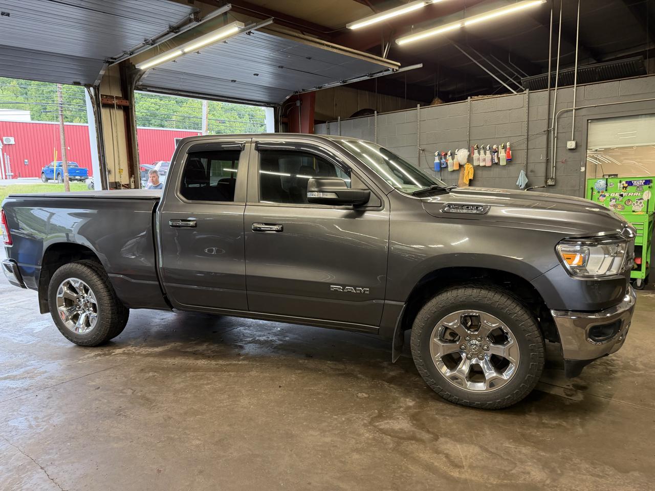 RAM 1500 Big Horn/Lone Star 4x4 Quad Cab 6'4" Box 2019