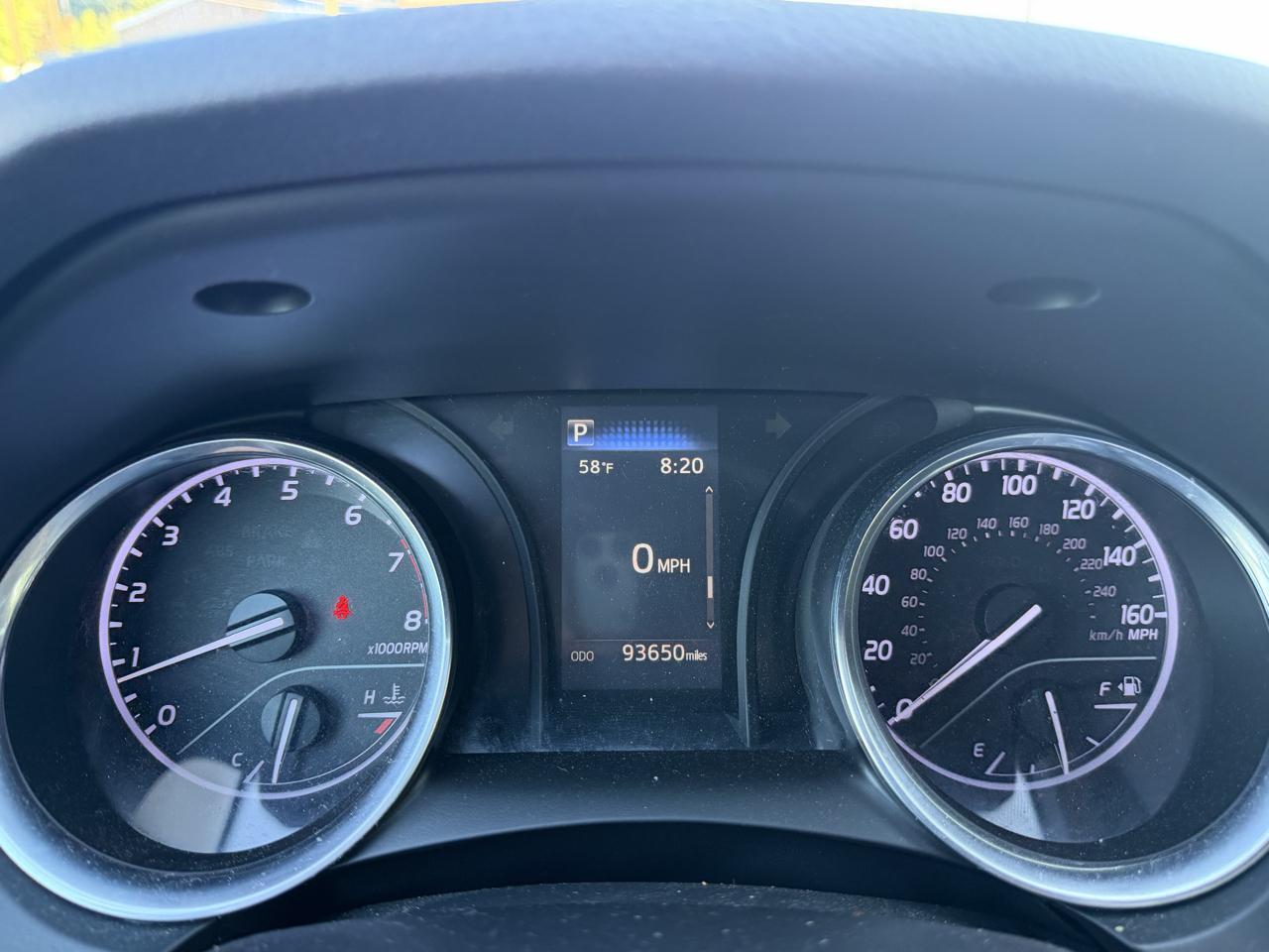 Toyota Camry XLE Auto (Natl) 2019