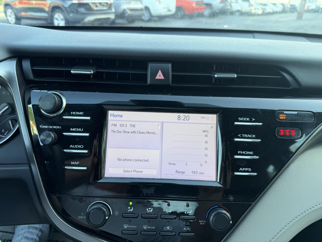 Toyota Camry XLE Auto (Natl) 2019