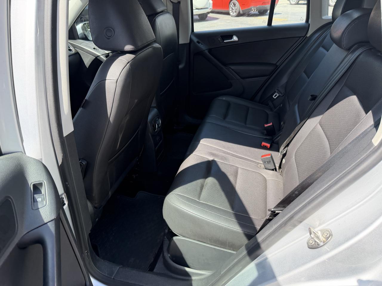 Volkswagen Tiguan 2.0T S 4Motion 2016