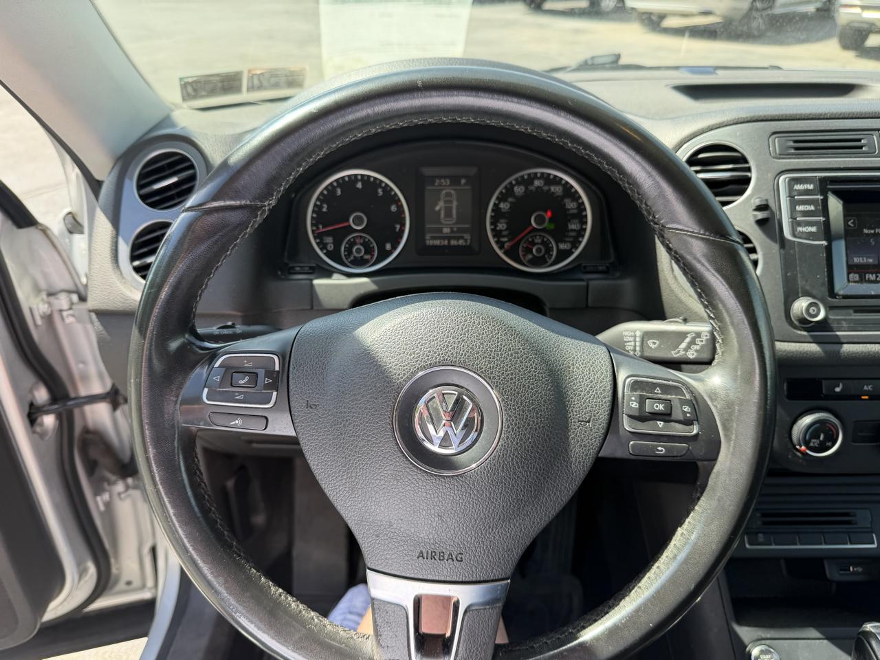 Volkswagen Tiguan 2.0T S 4Motion 2016