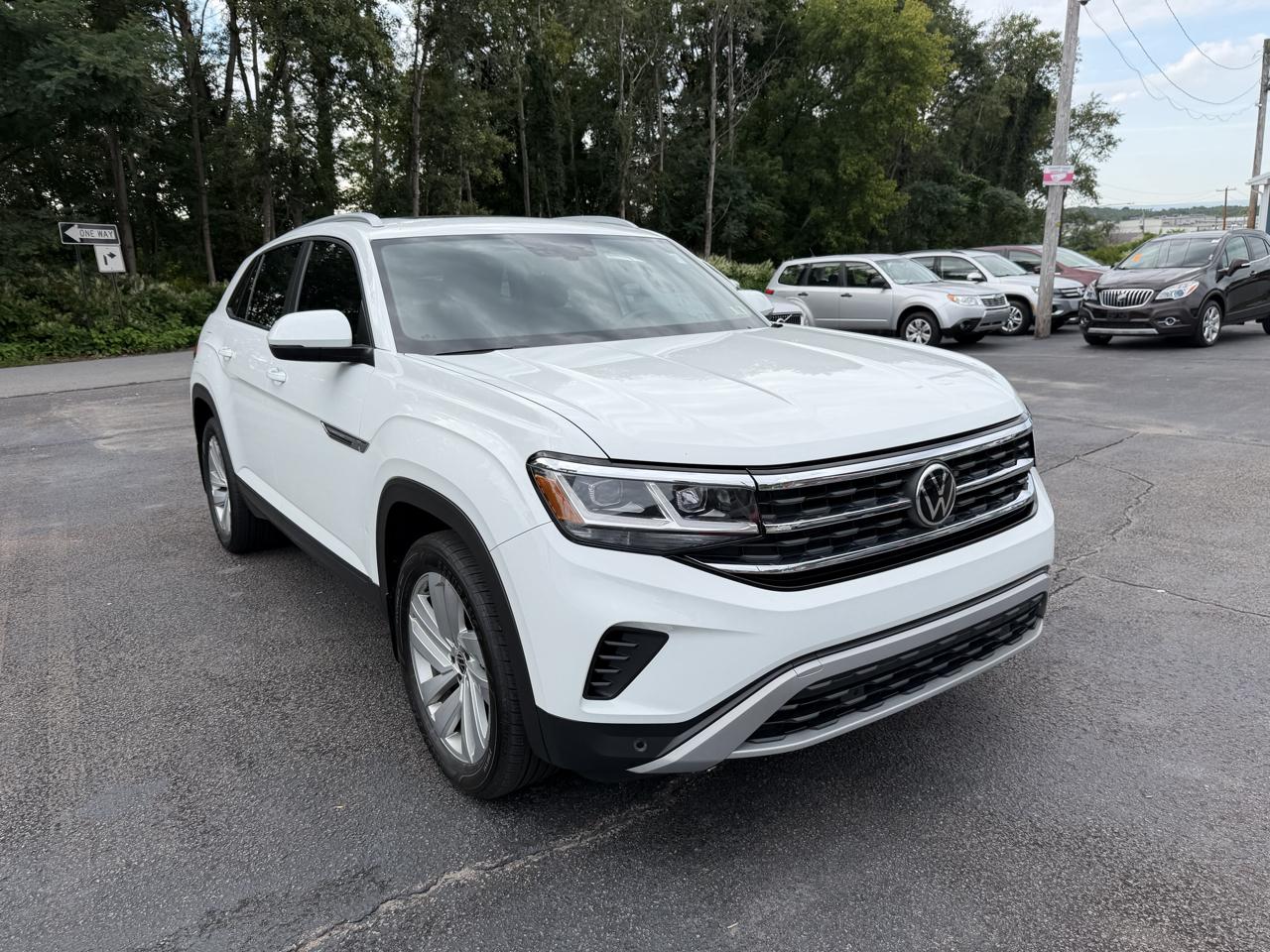 Volkswagen Atlas Cross Sport 3.6L V6 SE w/Technology 4MOTION 2022