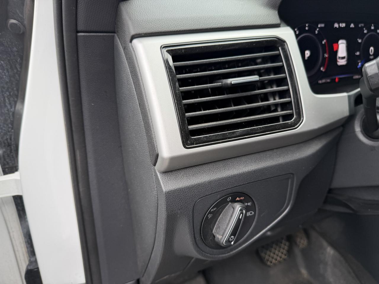 Volkswagen Atlas Cross Sport 3.6L V6 SE w/Technology 4MOTION 2022